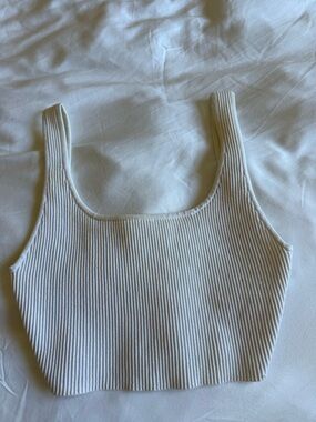 Aritzia Babaton Ribbed Scoop Tank Top - Cream